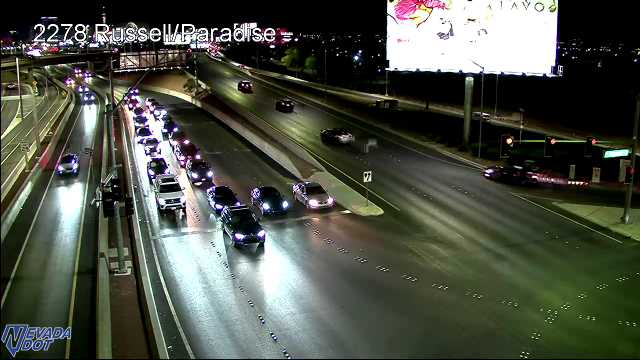 Russell Rd & Paradise Rd live webcam