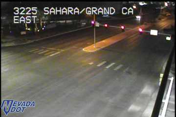 Sahara Ave & Grand Canyon Dr live webcam