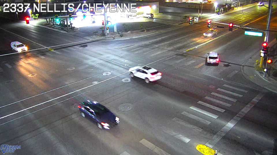 Nellis Blvd & Cheyenne Ave live webcam