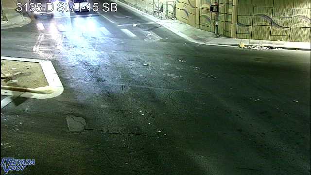 D St & I-15 SB live webcam