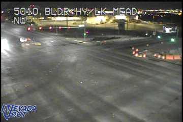 Boulder Hwy & Lake Mead Pkwy live webcam