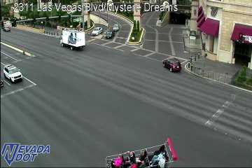 Las Vegas Blvd & Sirens Cove Blvd-Palazzo F1