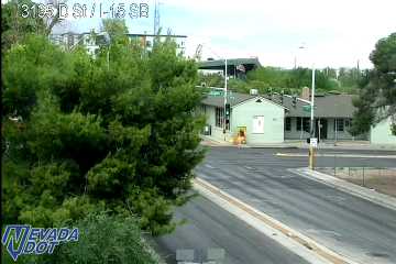 D St & I-15 SB