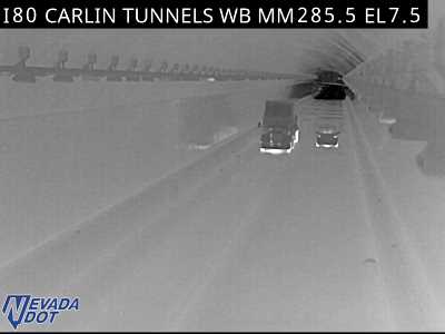 Road camera: I-80 WB FLIR Camera West Side of Tunnel EL7.5
